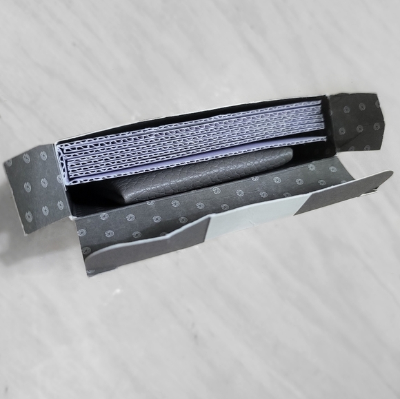 NIB Complex Culture Rose Quartz Gua Sha Sculpture Stone - Picture 4 of 4